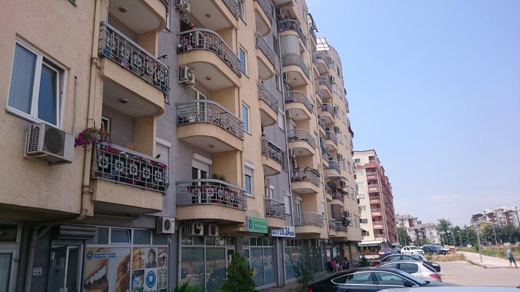 Cozy Home In Skopje Esterno foto