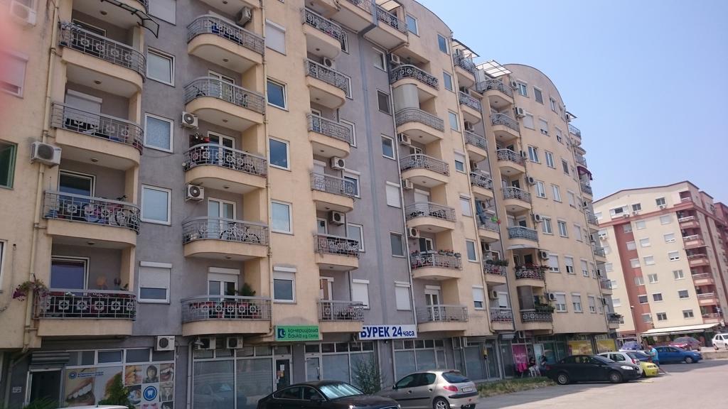 Cozy Home In Skopje Esterno foto